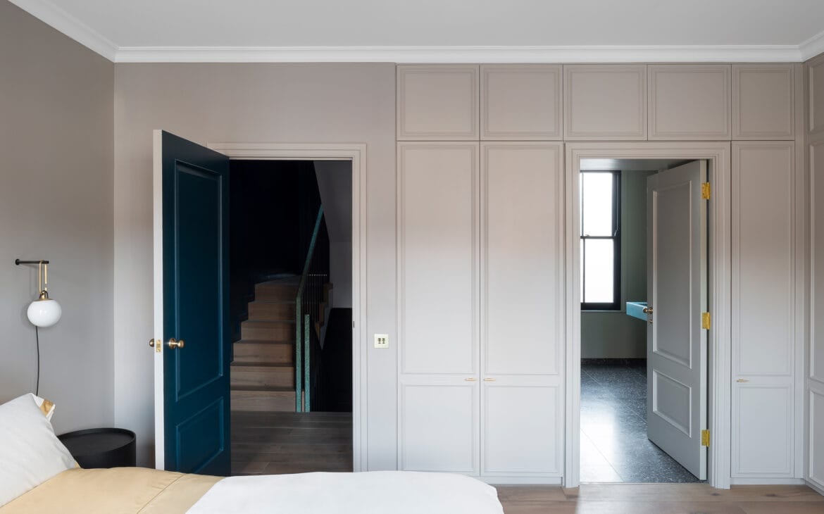 Bureau de Change Architects