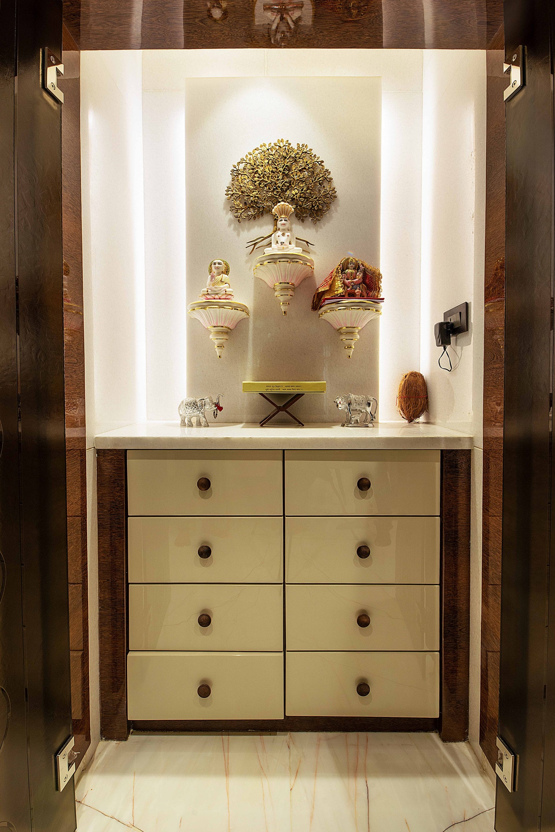 Apartment house designed by Rachana Goyam 4 Midas Luxury Interiors- Rachana Goyam