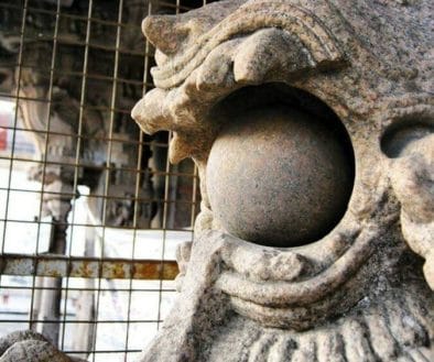 The Amazing Zodiacal Pillars (Rashi Stambhas) - Vidyashankara Temple