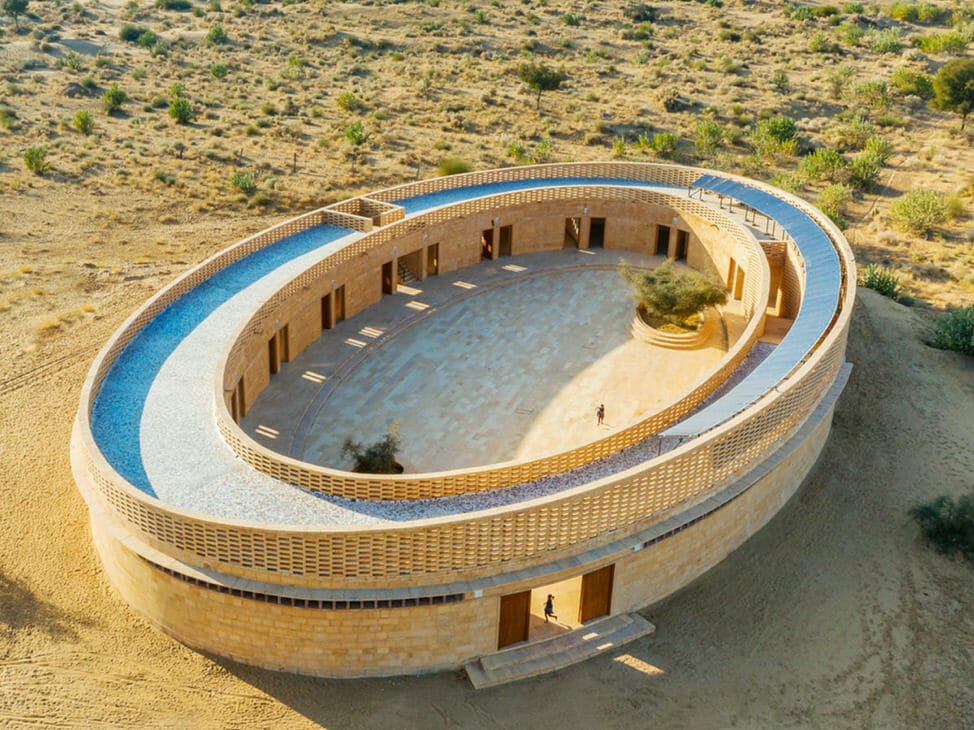 School in the Middle of The Thar Desert Needs no ACs