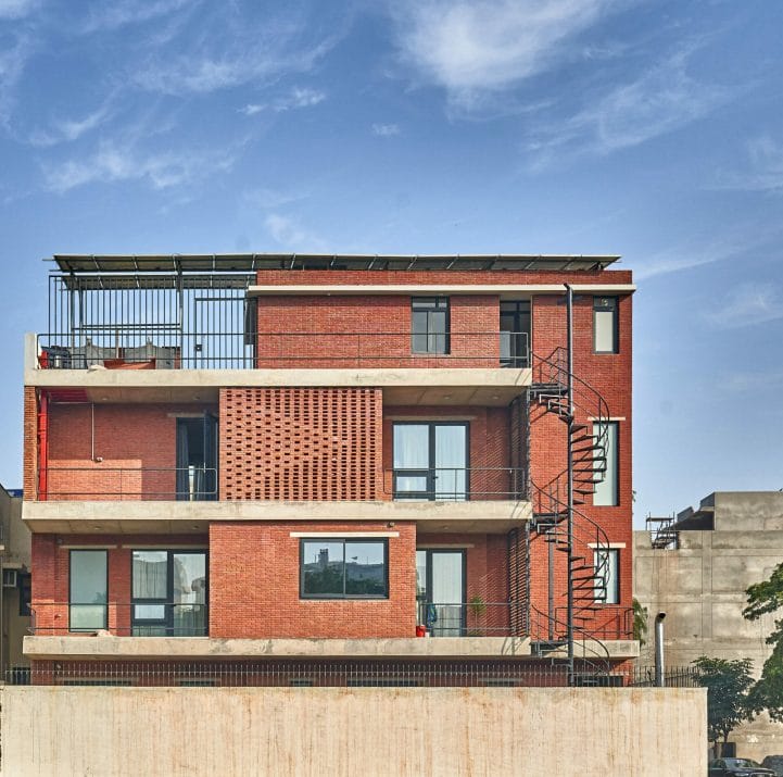 House of Courts: An Interplay of open spaces by DADA & Partners 2 House of Courts
