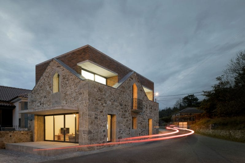 BOX: A rude and Rigid residential space by Tiago Sousa 1 Box by Tiago Sousa