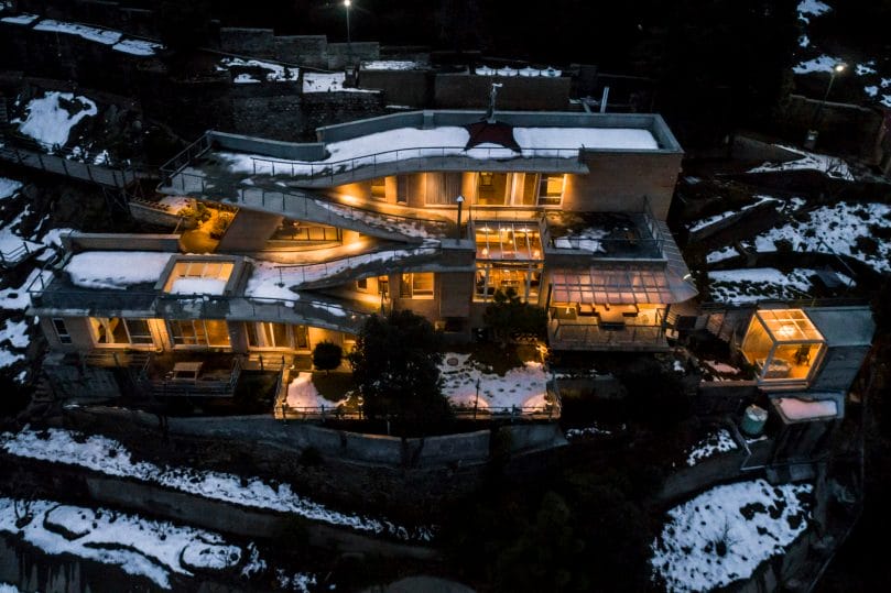 In the Mountains: Blurring the lines between Nature and Built-form 1 In The Mountains