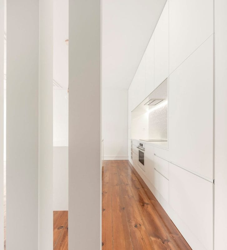 BR Apartment by João Tiago Aguiar arquitectos