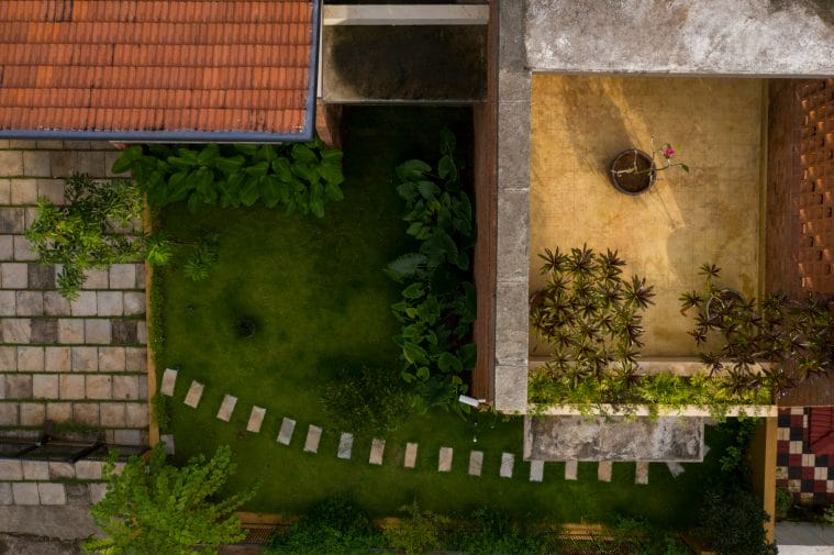 Paroppadi Residence by Magicline Studio preaching build what is necessary 4 Paroppadi Residence by Magicline Studio