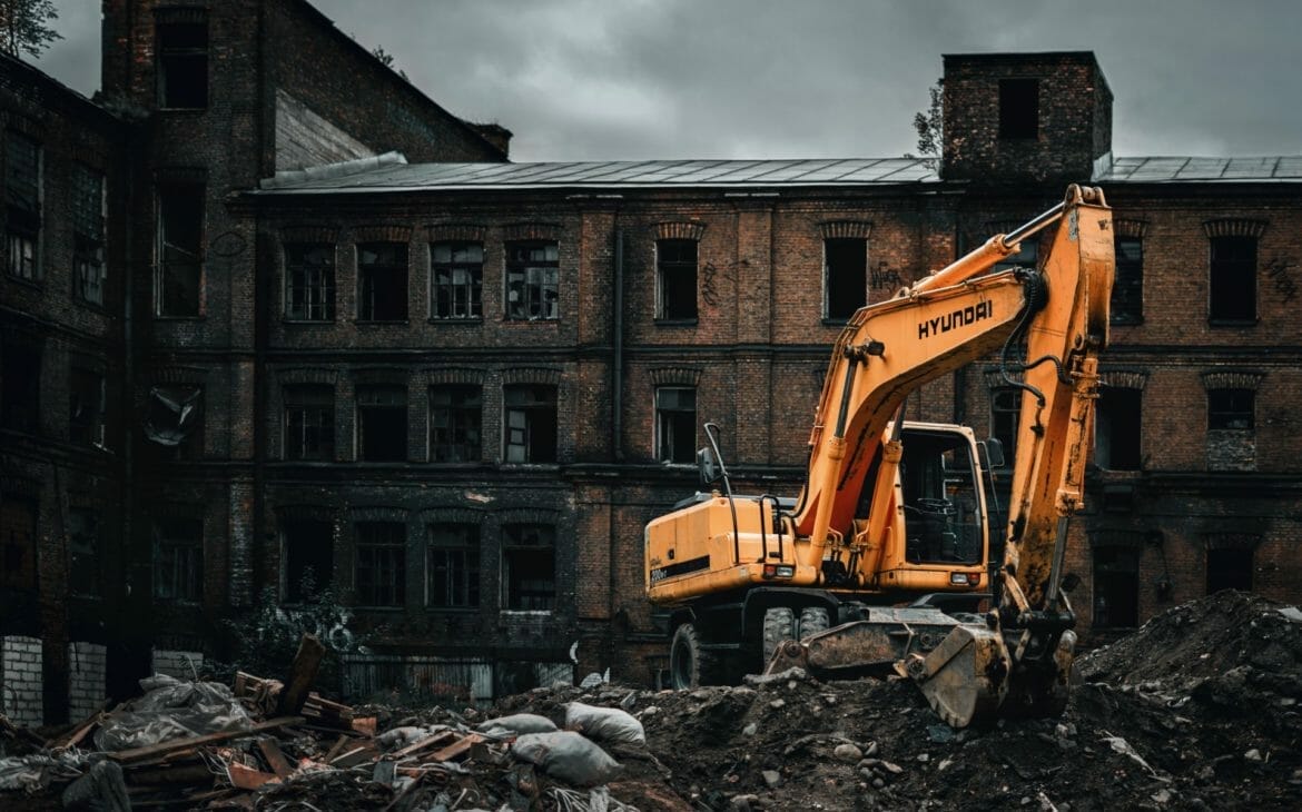 Renovation Vs Demolition in Building Construction