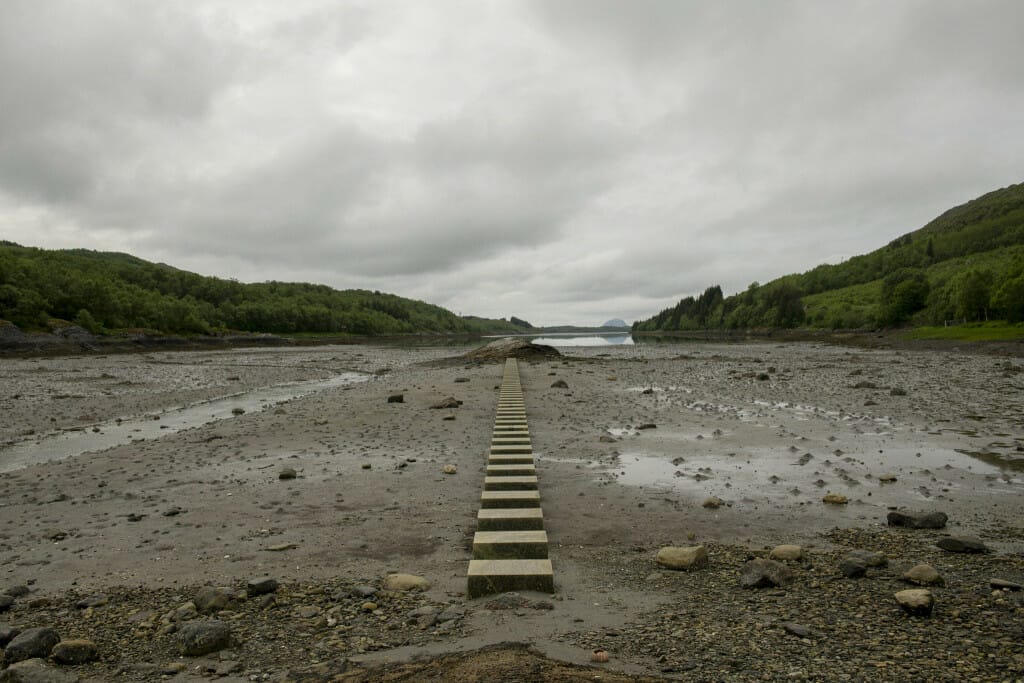 Traelvikosen Scenic Route by Snøhetta in Norway explores a new paradigm through this installation 2 Traelvikosen Scenic Route 3