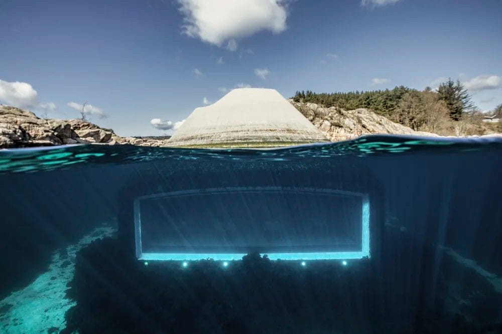 Underwater Restaurant Designed by Snøhetta Is the First of its Kind in Europe