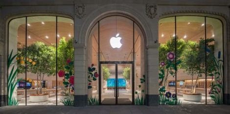 Apple’s London Store conceptualized by Foster + Partners is concoction of concepts
