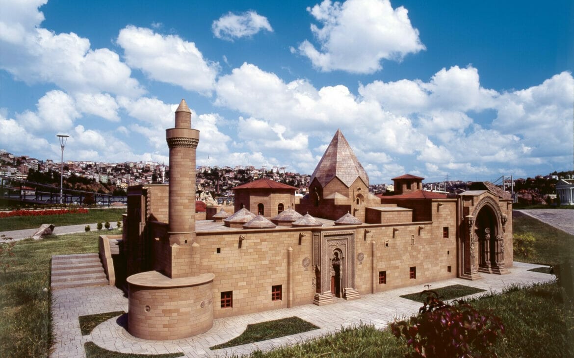 Mosques in Turkey : A depiction of Turkey’s evolution in architecture