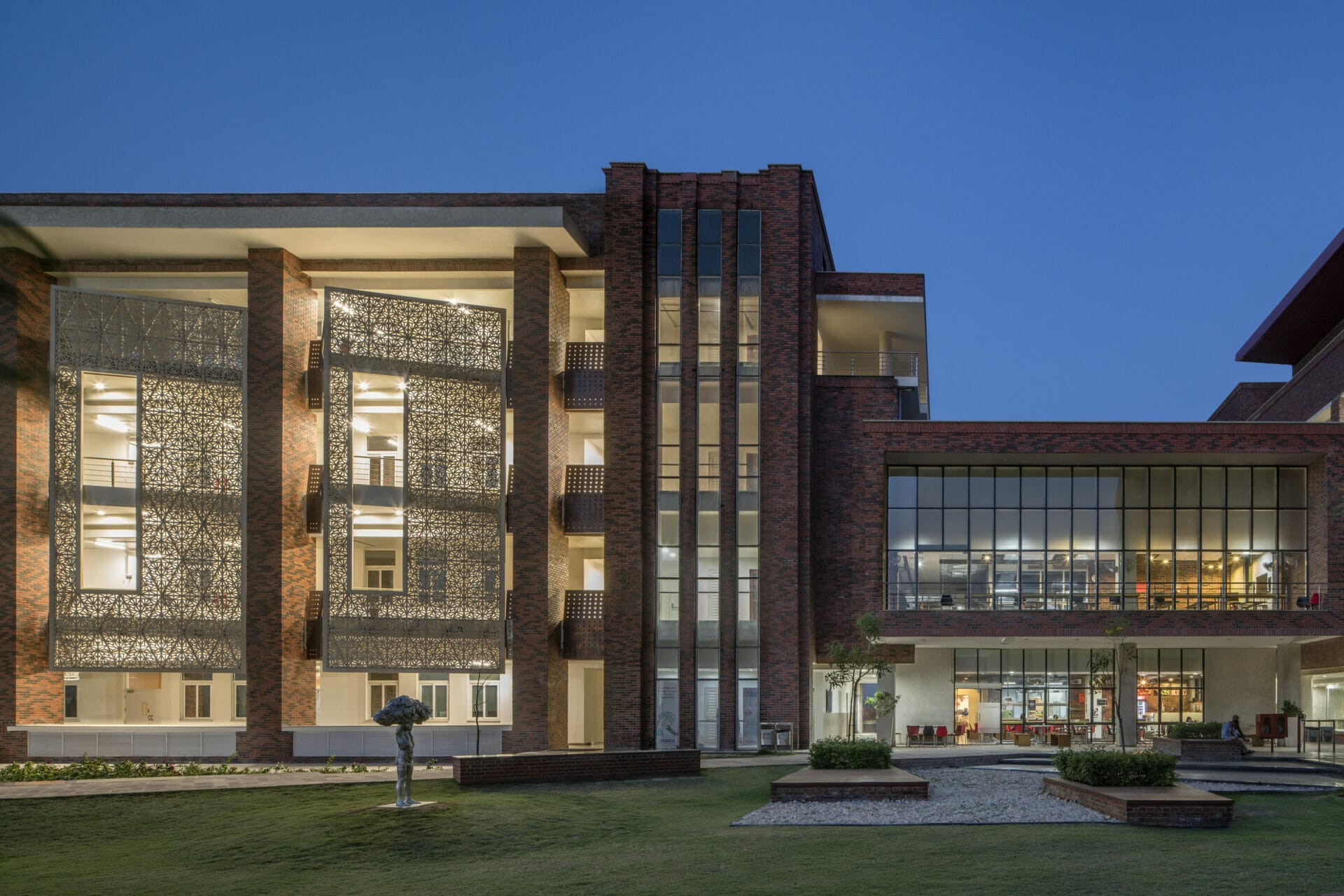 De-touring Ashoka University Campus designed by Perkins Eastman