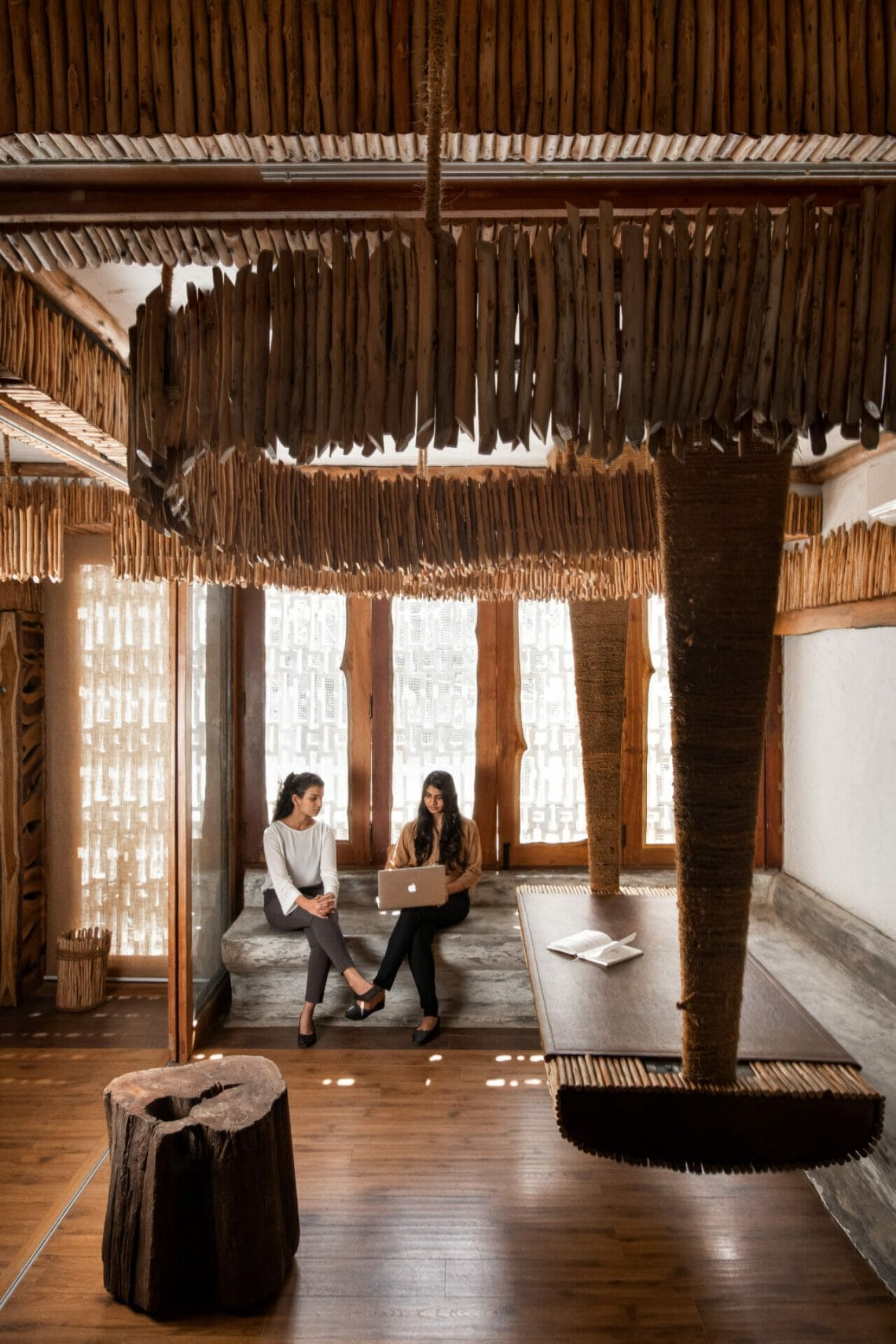 The recent office design by Earthitects takes us back to the forest hues and traditional village home giving us a major workspace goal. Infused in natural palette through every single element, the design blurs the difference