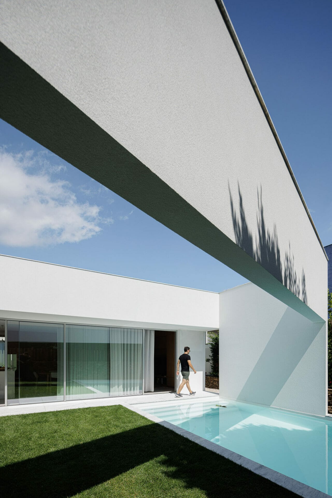 Casa Forte A Unique and Inspirational Modern Architecture Design in Santo Tirso