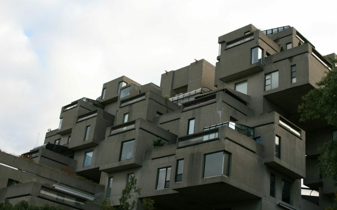 Habitat 67 by architect Moshe Safdie 