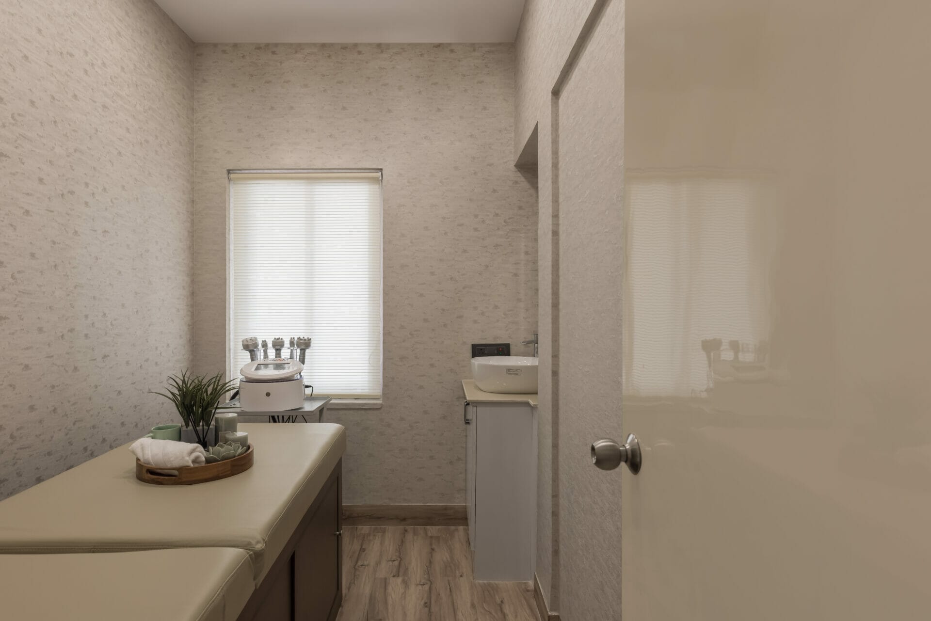 "Breaking the Stereotype: Revamped Dermatology Clinic Design" by The Mansioners 3 Revamped Dermatology Clinic Design