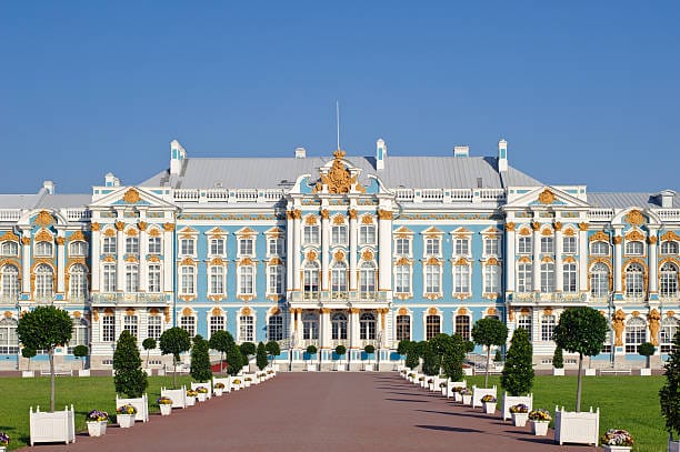 A Deep Dive into the History of Architecture | 12 Major Architectural Styles 11 History of Architecture