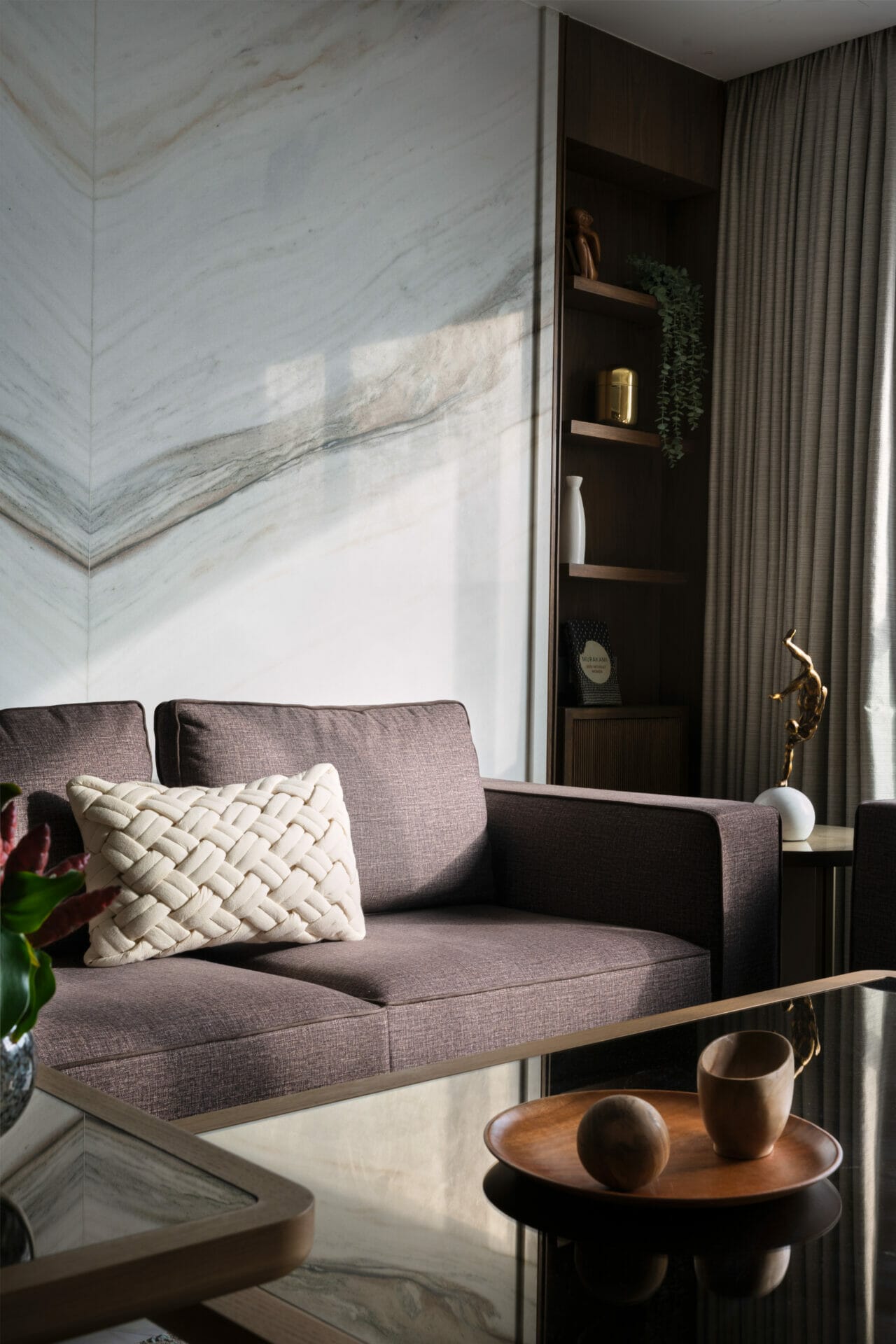 A 2000-Square-Foot Masterpiece of Timeless Elegance and Modern Design in Worli, Mumbai 5 A 2000-Square-Foot Masterpiece of Timeless Elegance and Modern Design in Worli, Mumbai