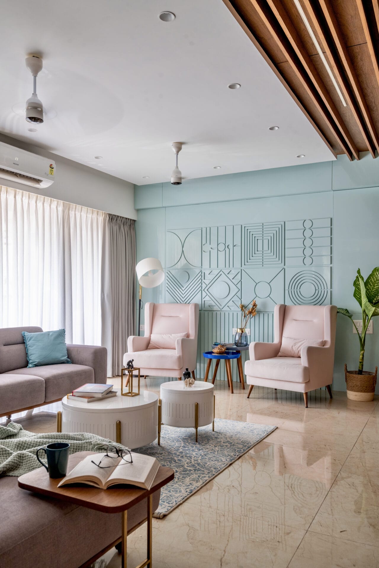 1500 sqft Home in Ahmedabad Seamlessly Marrying Functionality with Aesthetic Appeal 2 3 LIVINGROOM