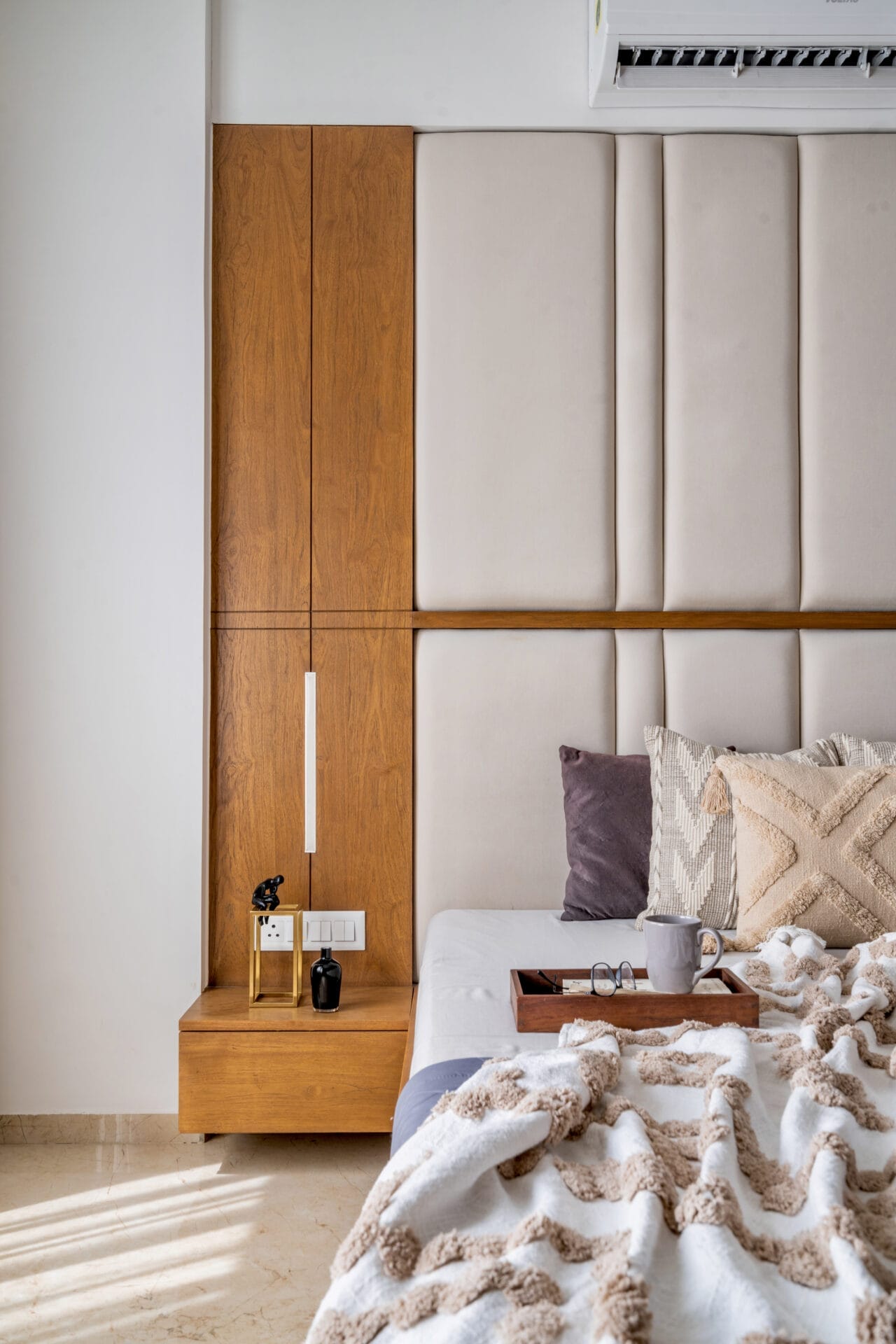 1500 sqft Home in Ahmedabad Seamlessly Marrying Functionality with Aesthetic Appeal 6 9 MASTER BEDROOM