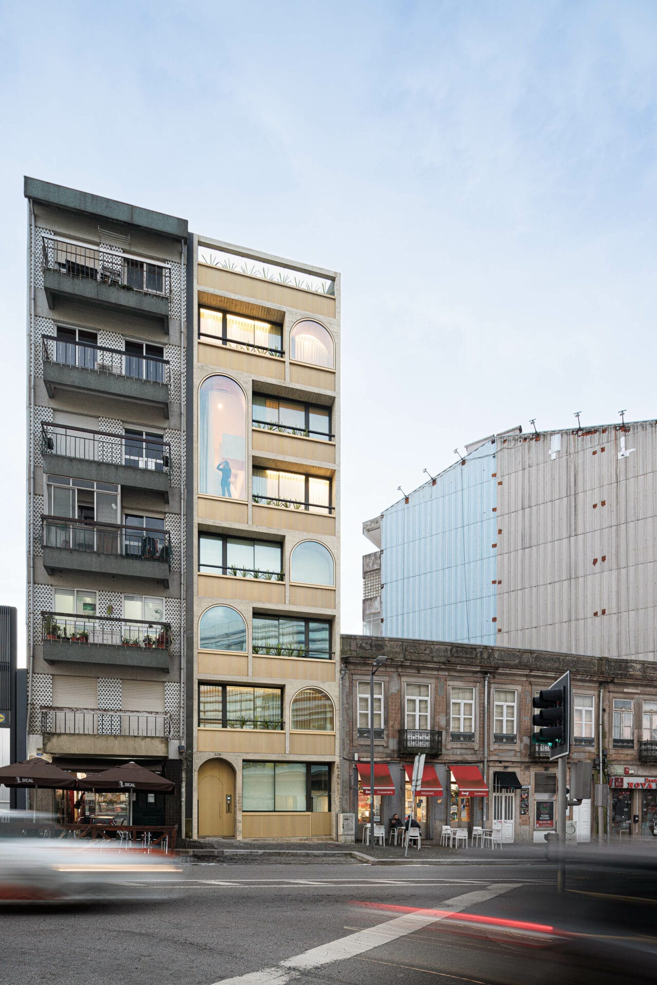 Boavista 339: Elegance and Efficiency in Porto's Urban Landscape 1 Porto's