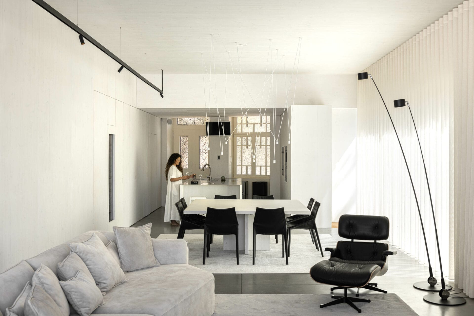 Carving Memories into Stone: The Park House by Paulo Martins 3 The Park House by Paulo Martins