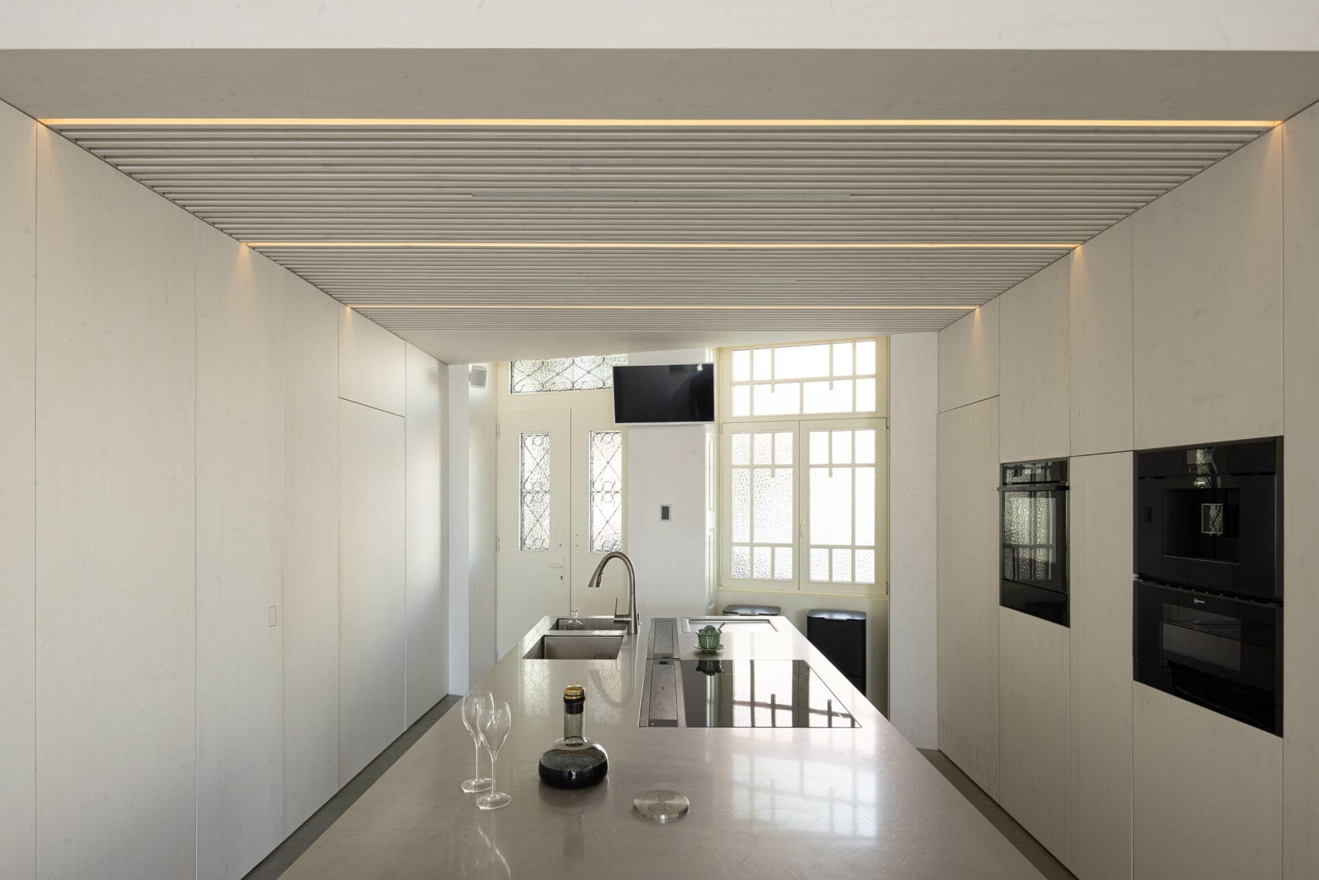 Carving Memories into Stone: The Park House by Paulo Martins 7 The Park House by Paulo Martins
