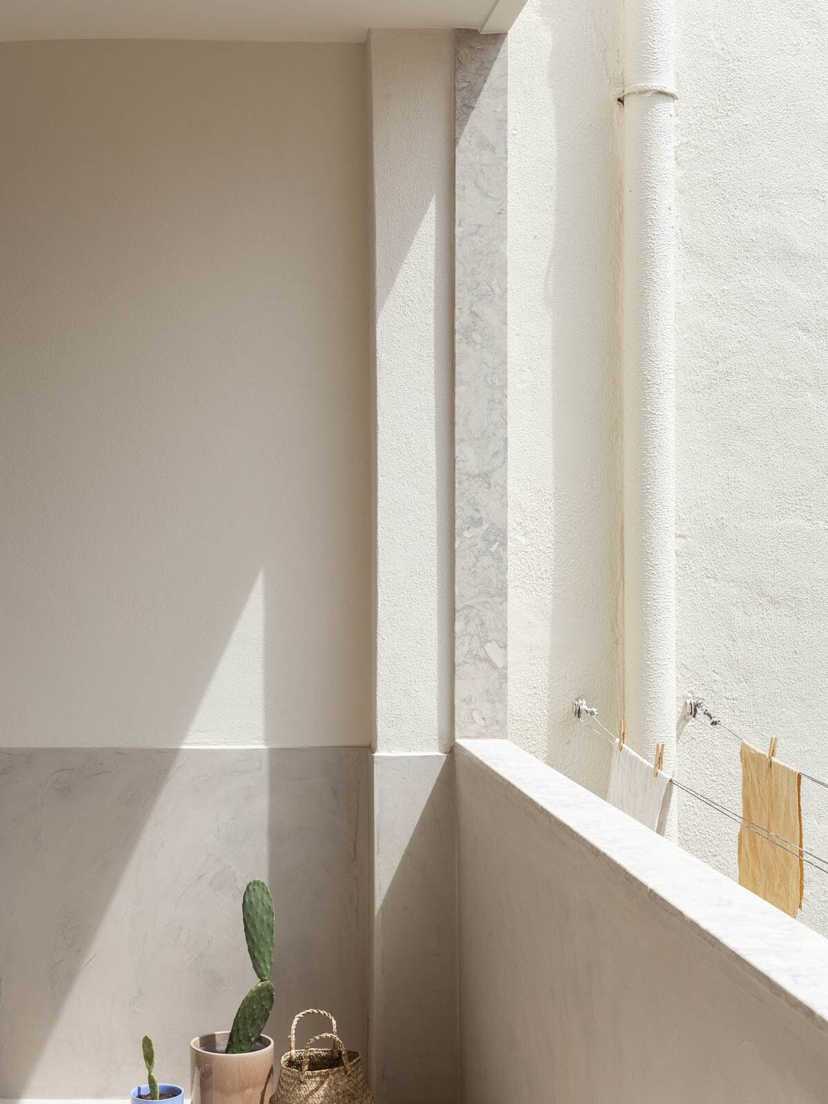 Penha Apartment Embracing Contemporary Elegance in Lisbon, Portugal 21 Lisbon, Portugal