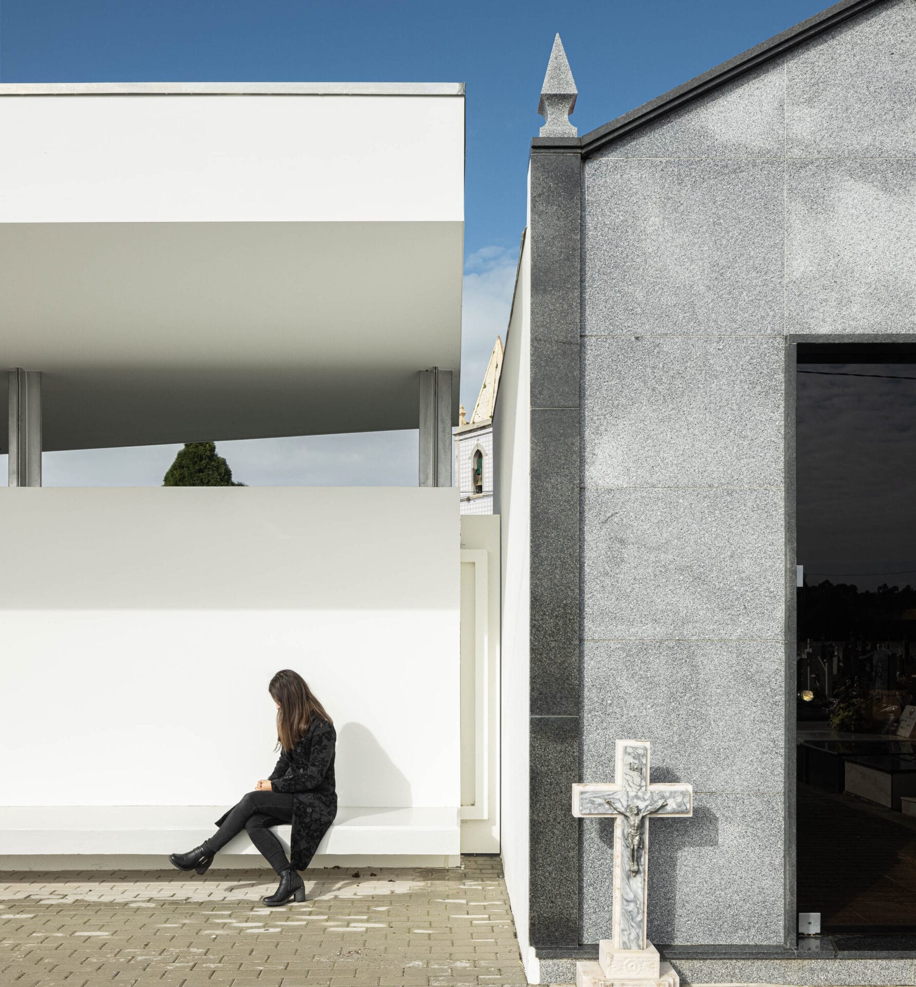 Harmonizing Space and Tradition: A Subtle Architectural Intervention by Sónia Lopes da Cruz 5 Sónia Lopes da Cruz