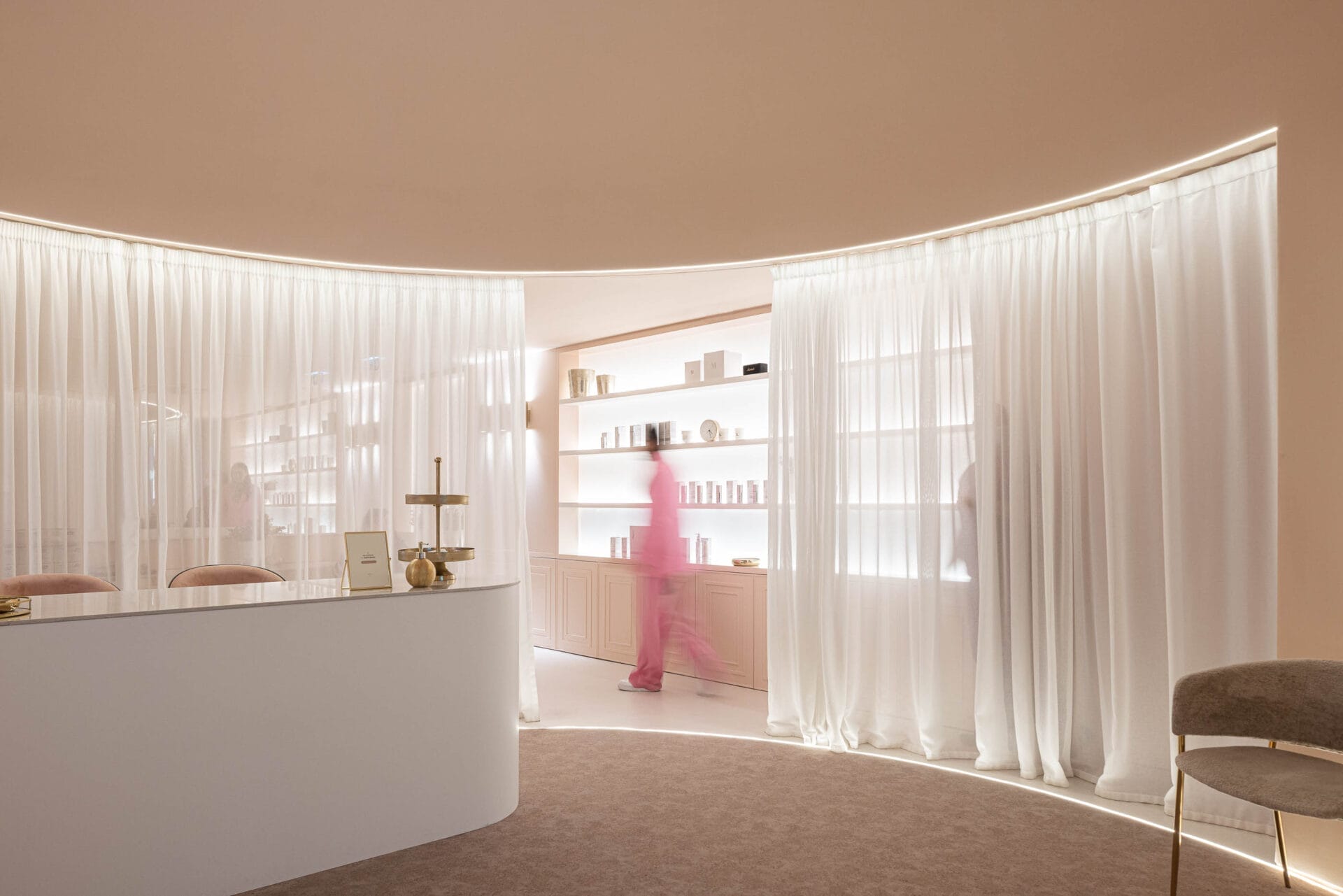 Aesthetic Innovation in Healthcare: A Look Inside the Saldanha Beauty Clinic Designed by Paulo Merlini Architects 3 Saldanha