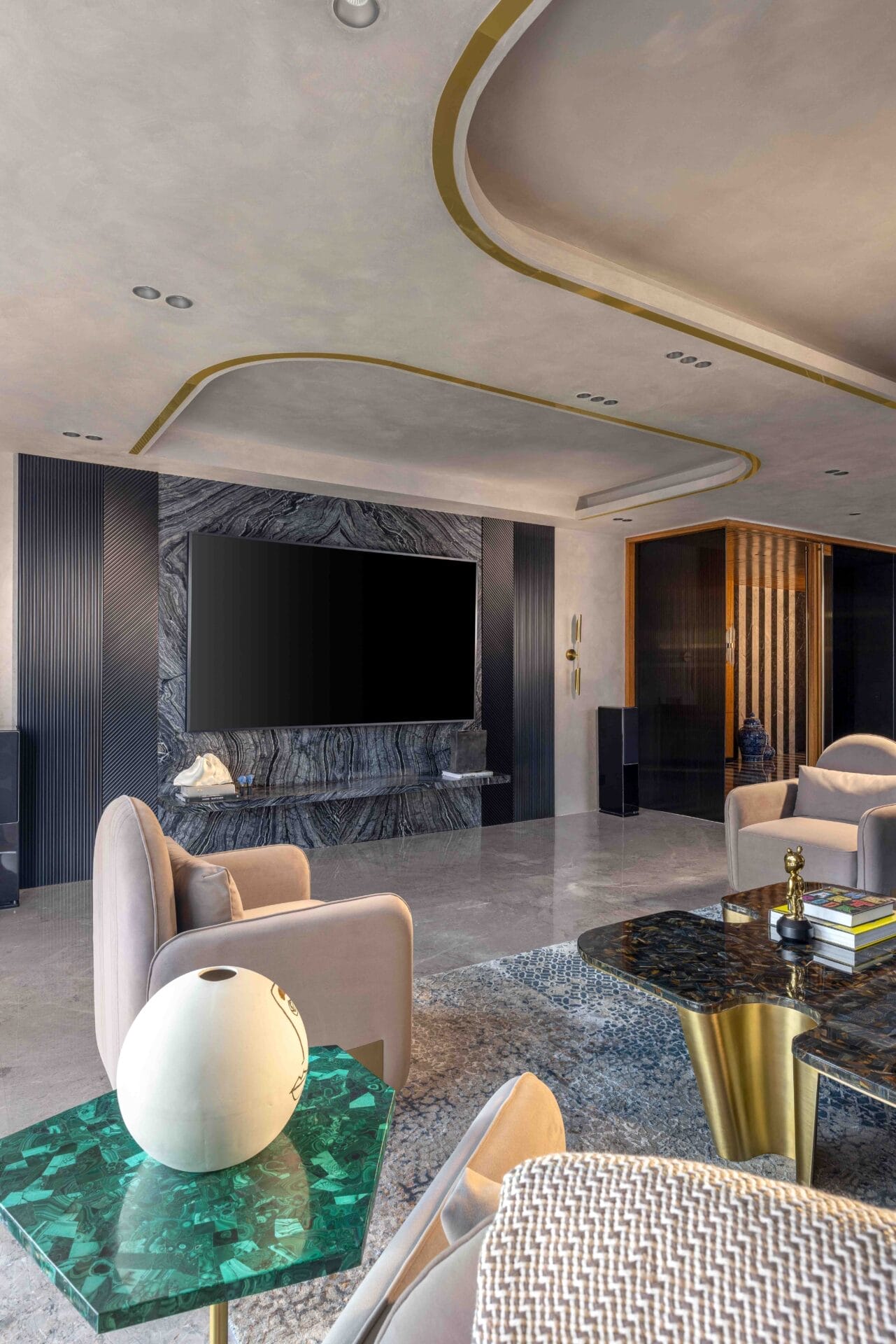 New Delhi Penthouse: A Blend of Subtlety and Elegance for Luxurious Living 15 New Delhi Penthouse