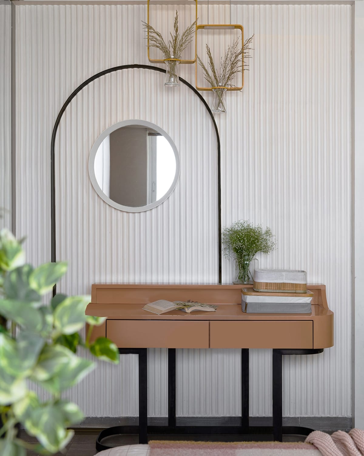 2300 sq ft Elegant SRK Retreat by Studio Jane 13 SRK Retreat by Studio Jane