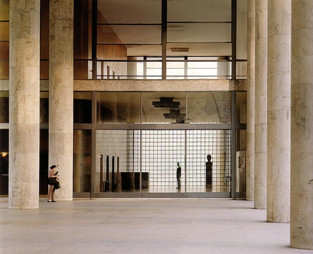 Le Corbusier Architecture: 8 Iconic Techniques Shaping Modern Spaces 5 Le Corbusier Architecture