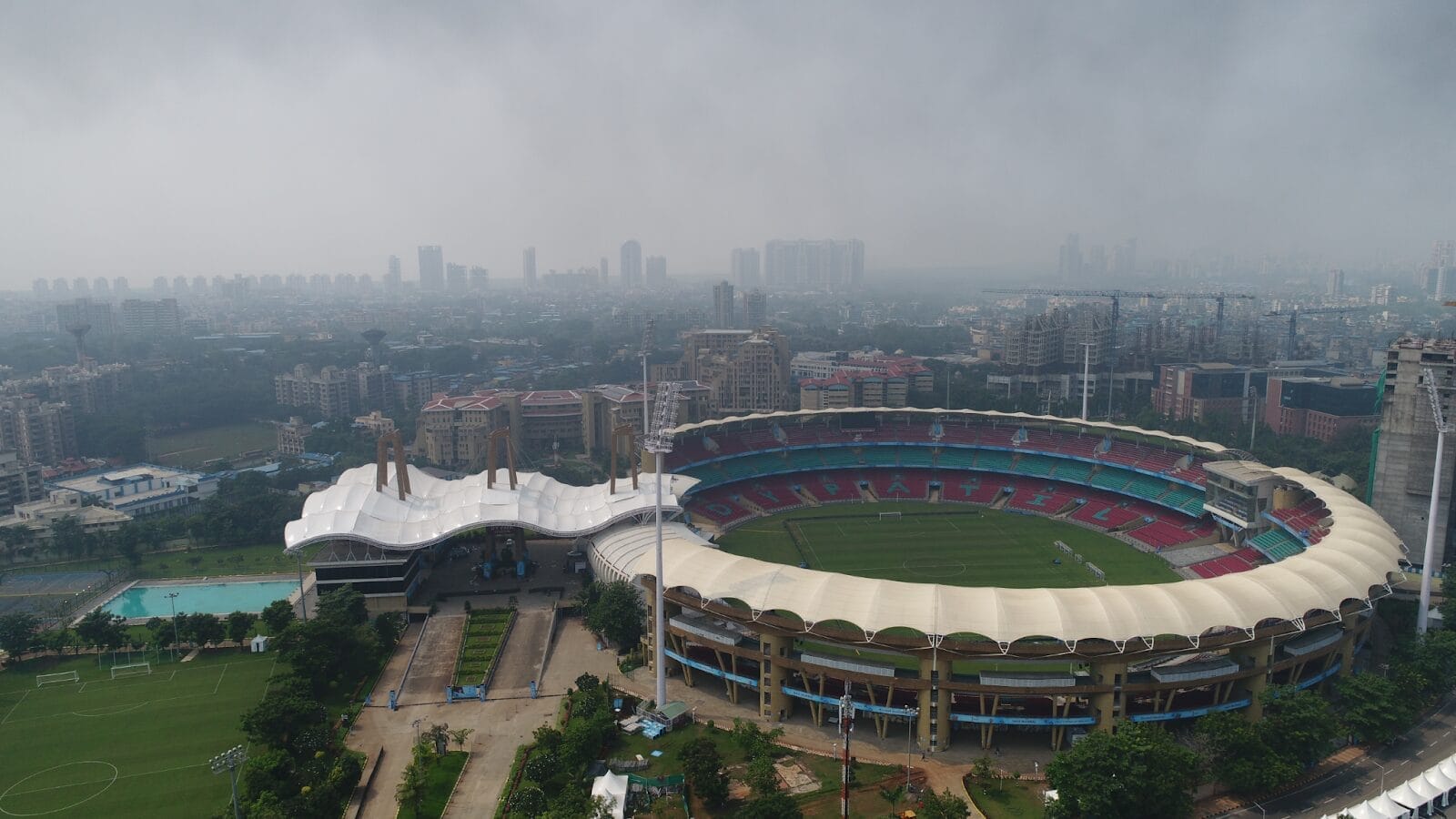 Top 10 Cricket Stadiums in the World: Landmarks of the Gentleman’s Game 14 Cricket Stadiums
