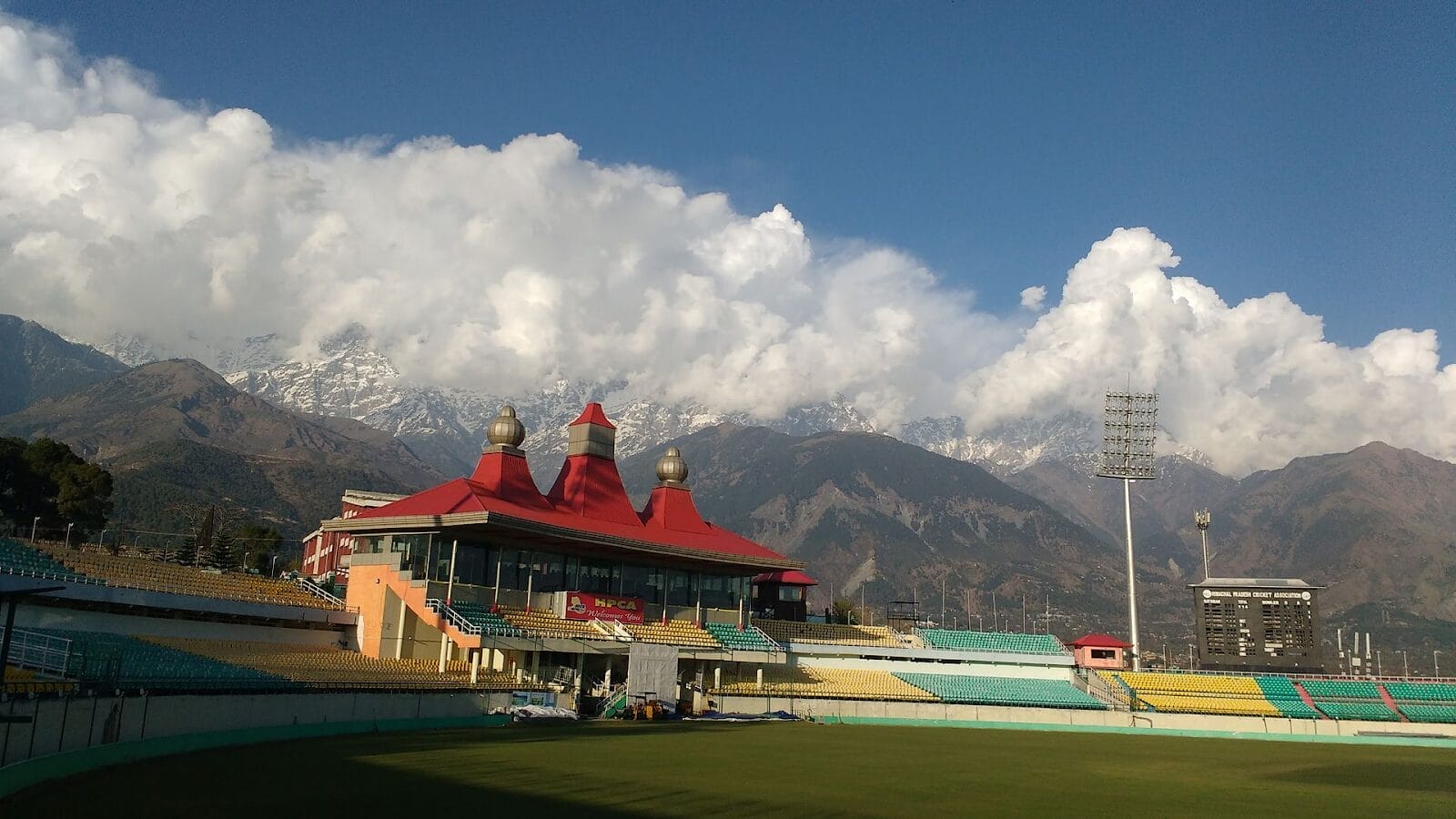 Top 10 Cricket Stadiums in the World: Landmarks of the Gentleman’s Game 4 Cricket Stadiums