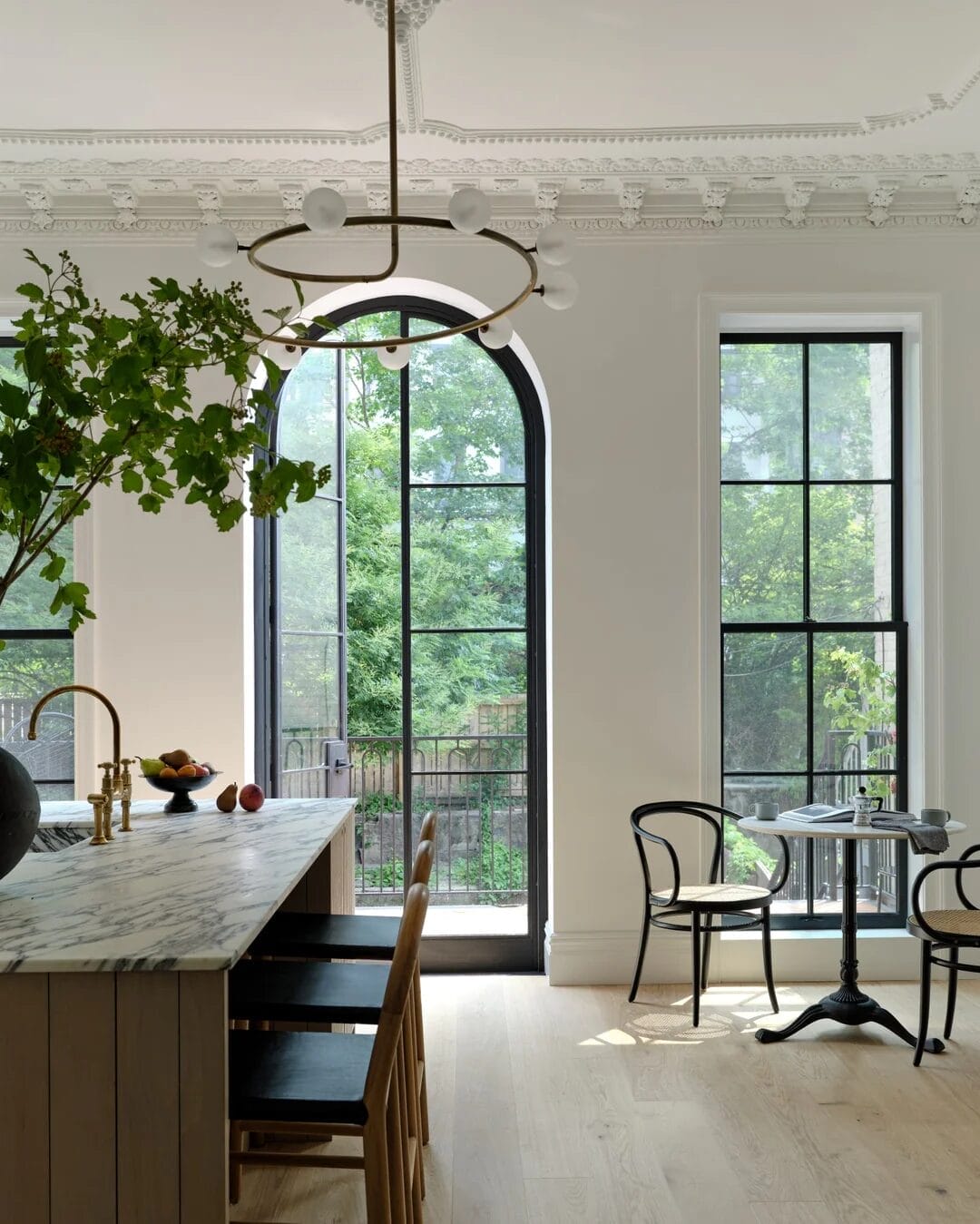 Fibonacci-Inspired Interiors: Where Science Meets Style 9 Fibonacci-inspired interiors