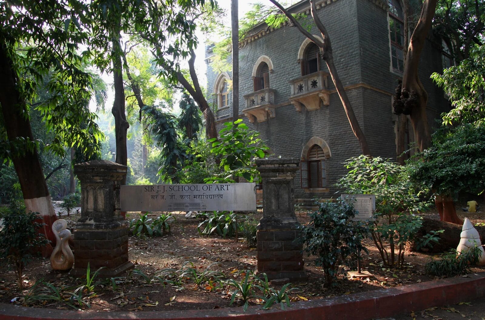 Sir J.J. School of Art: Mumbai’s Iconic Hub for Creativity, Architecture, and Design Excellence 10 JJ School of Art, Mumbai