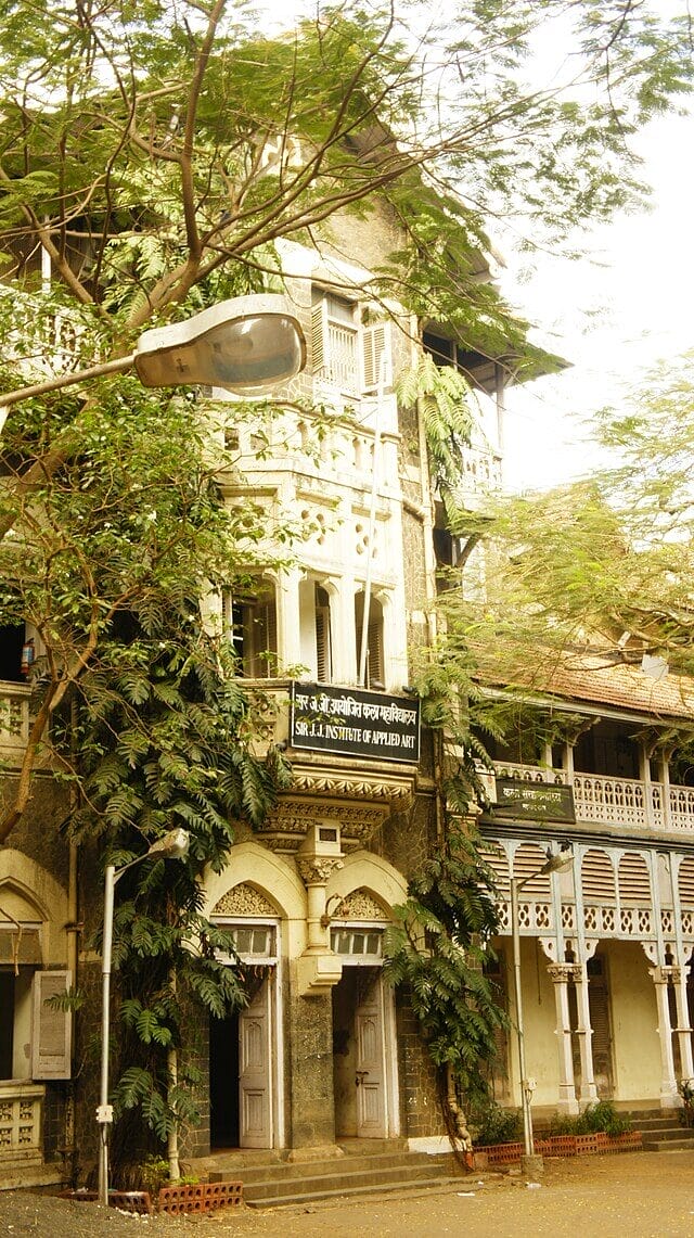 Sir J.J. School of Art: Mumbai’s Iconic Hub for Creativity, Architecture, and Design Excellence 7 JJ School of Art, Mumbai