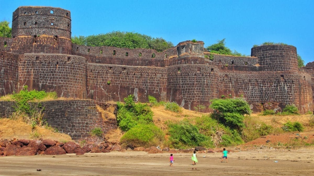 A Journey Through Shivaji Maharaj’s Forts: Tales of Valor, Innovation, and Strategic Brilliance 2 Shivaji Maharaj’s Forts