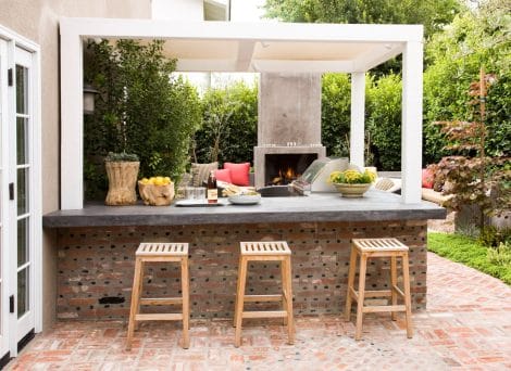Outdoor Bar designs © Better Homes & Gardens