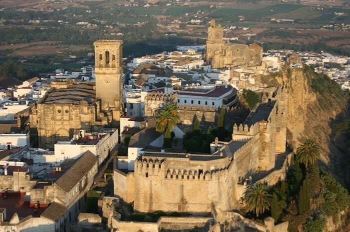 Top 10 Cliffside Destinations to Visit for Incredible Views, History, and Travel Memories 23 Top 10 Cliffside Destinations to Visit for Incredible Views History and Travel Memories 23
